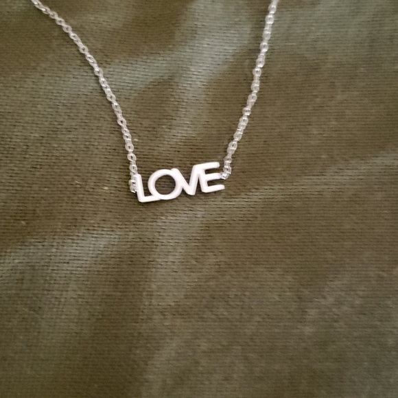 NWT...LOVE bracelet 💥 - Picture 3 of 4